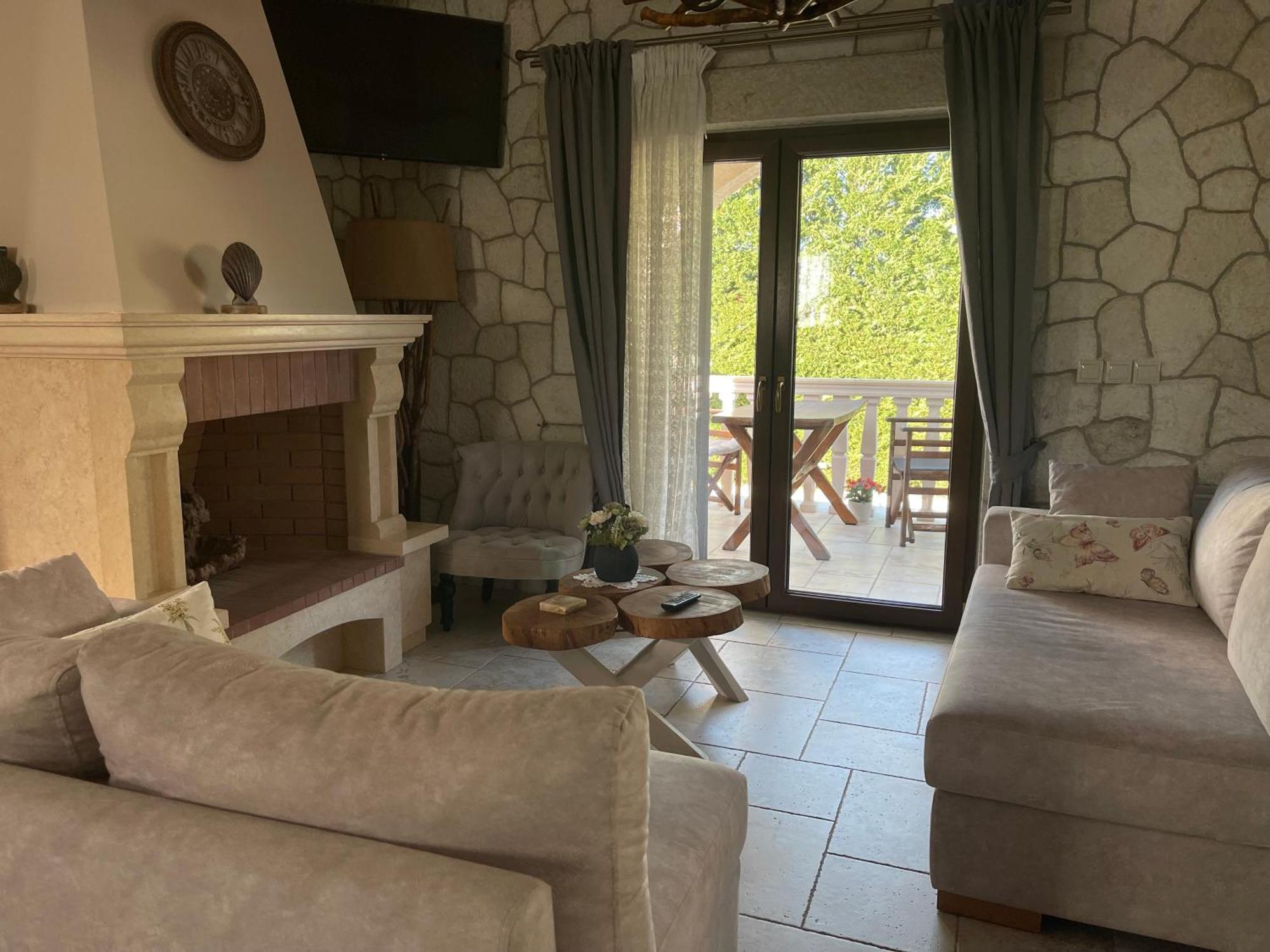 Apolpaina Fairytale Villa מראה חיצוני תמונה